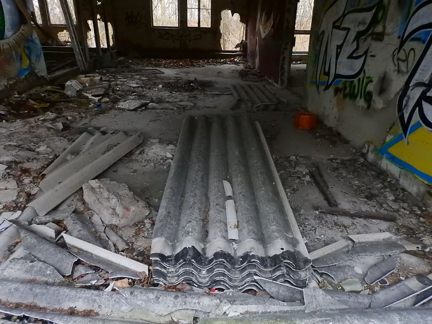 Peter Blei in der Brikettfabrik