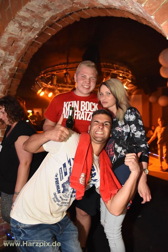 WE HATE HATERS  2017