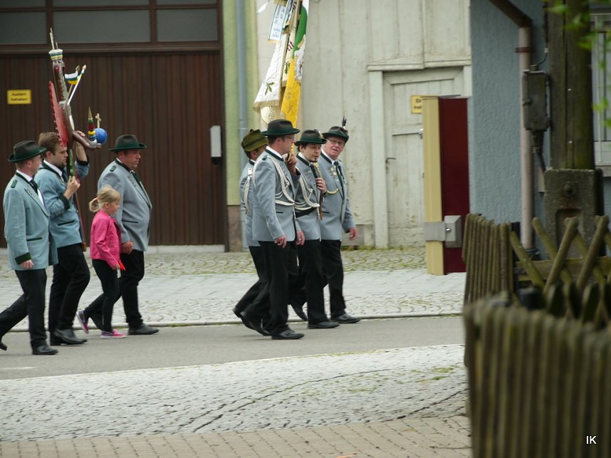 Sch&uuml;tzenumzug Dingelst&auml;dt