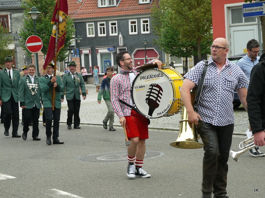 Sch&uuml;tzenumzug Dingelst&auml;dt