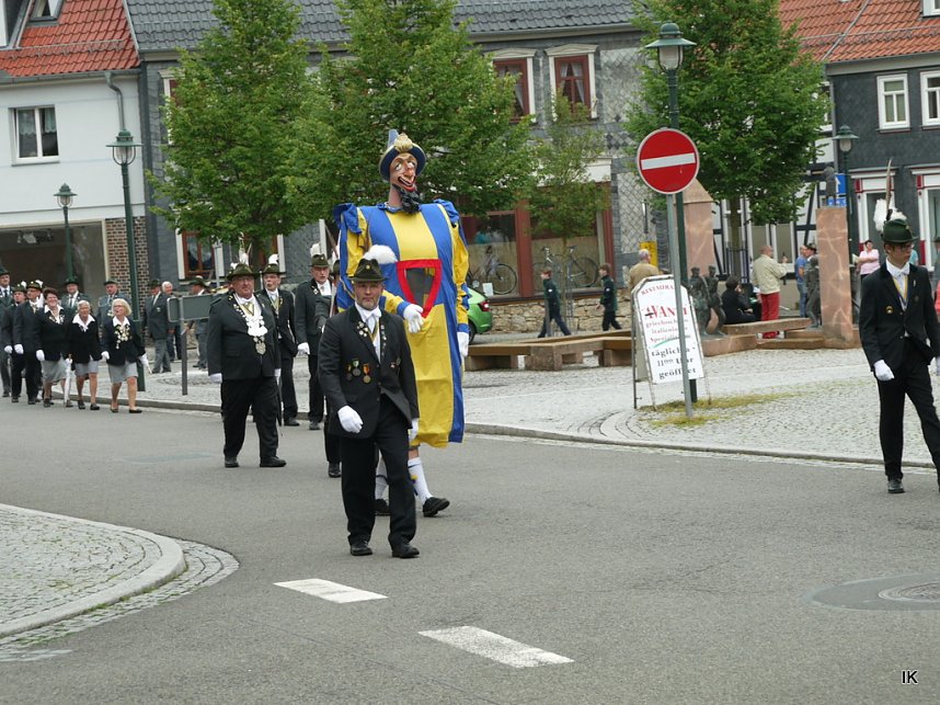 Sch&uuml;tzenumzug Dingelst&auml;dt