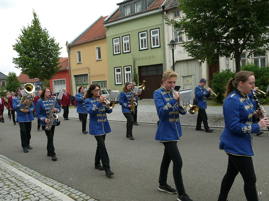 Sch&uuml;tzenumzug Dingelst&auml;dt