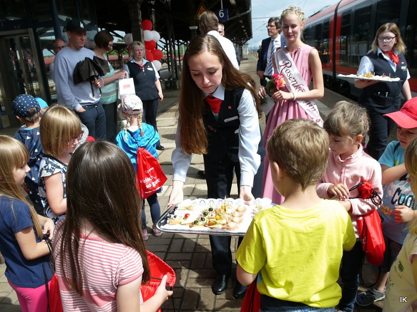 Neuen Zug in Leinefelde begr&uuml;&szlig;t