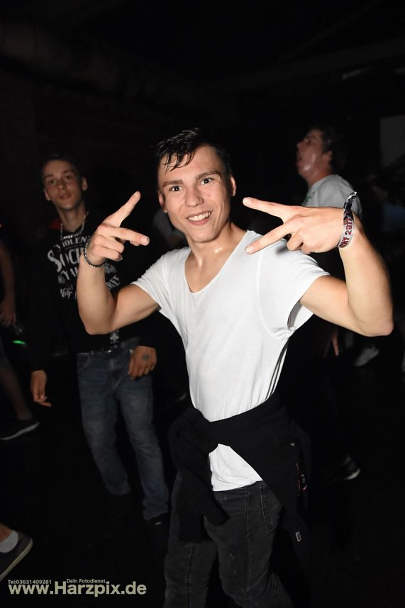 It&acute;s Summer Bitch in der Webe