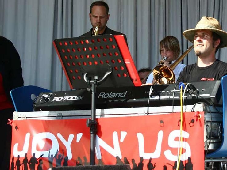 JOY`N`US im Kuhstall