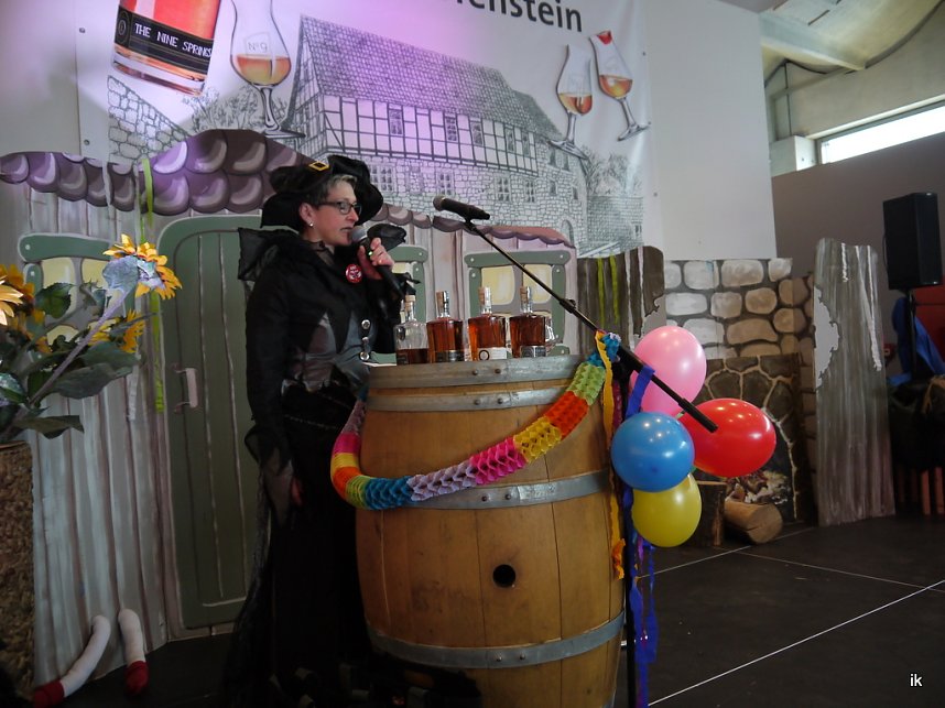 Empfang im Foyer am Rosenmontag