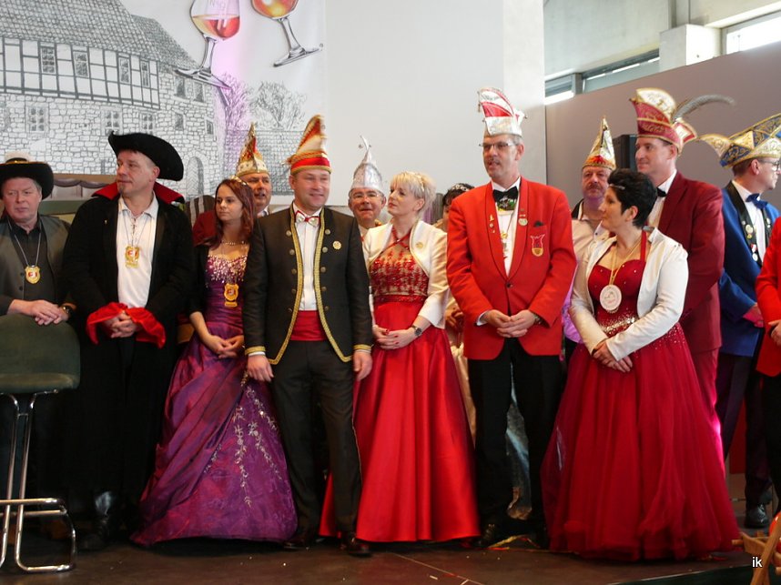 Empfang im Foyer am Rosenmontag