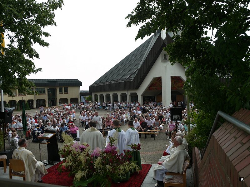 25 Jahre Bonifatiuskirche