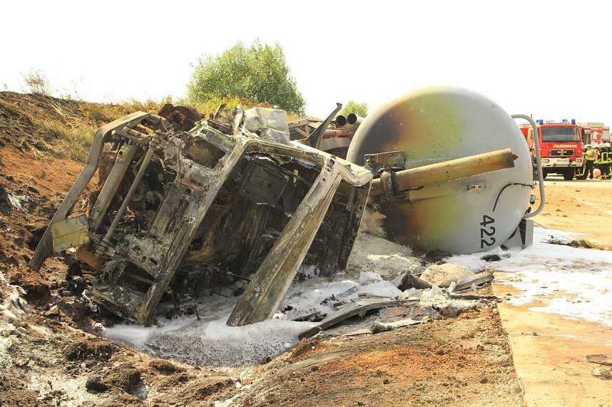 Ein Toter bei Unfall auf der A 38