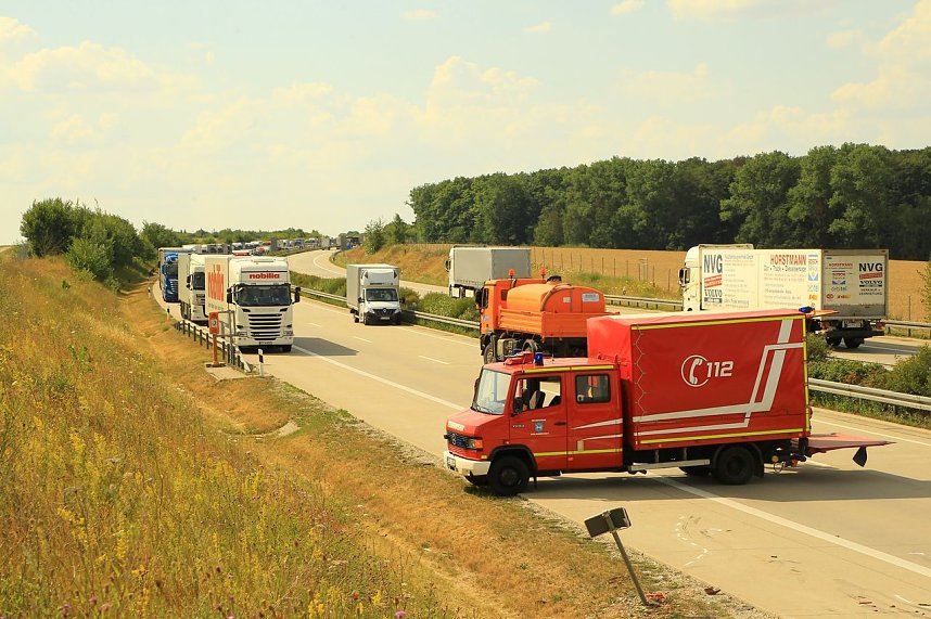 Ein Toter bei Unfall auf der A 38