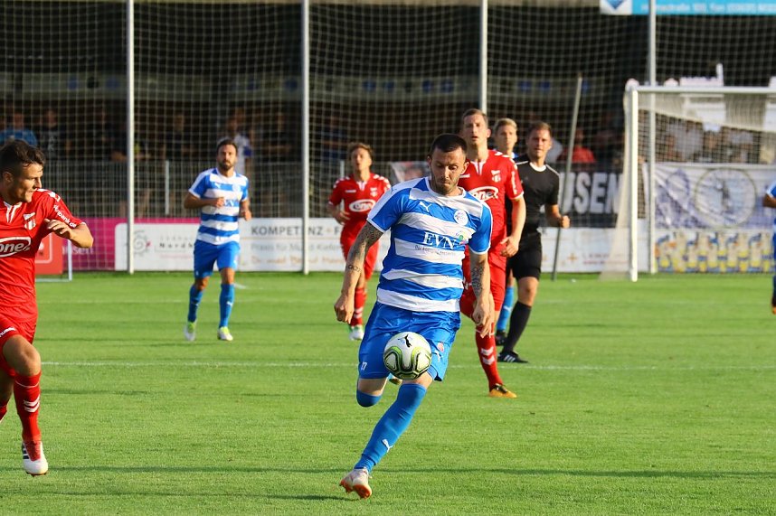 Wacker Nordhausen mit ersten Sieg in einem Heimspiel. 3:0 gegen Meuselwitz im ersten Th&uuml;ringen-Derby der Saison