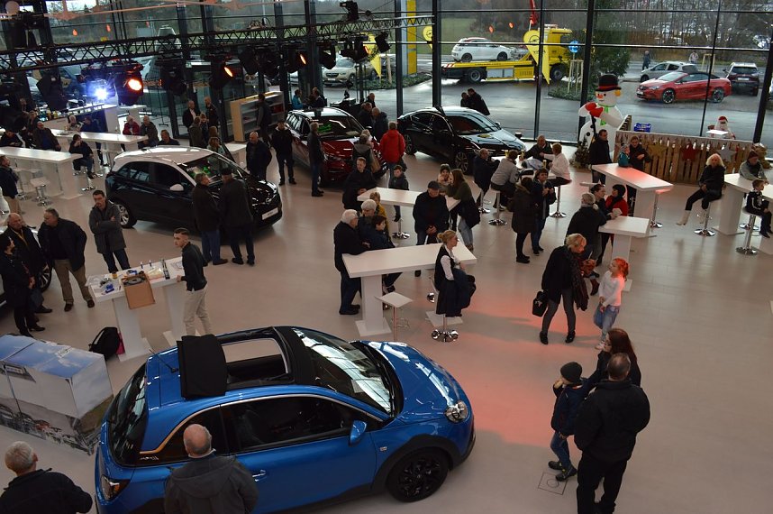 Neues Autohaus er&ouml;ffnet