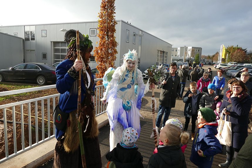Neues Autohaus er&ouml;ffnet
