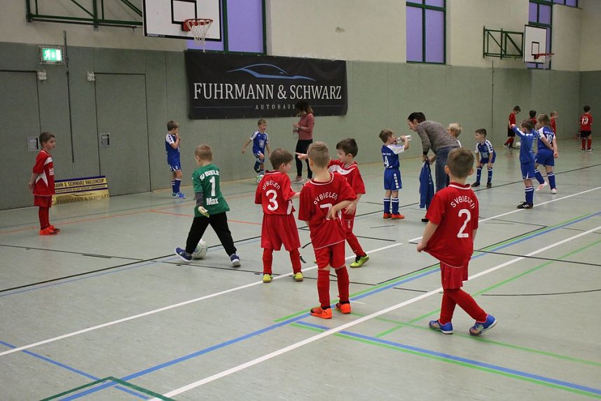 G-Junioren im Hallencup 2019