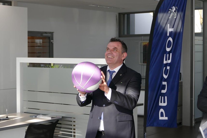 Autohaus Er&ouml;ffnung