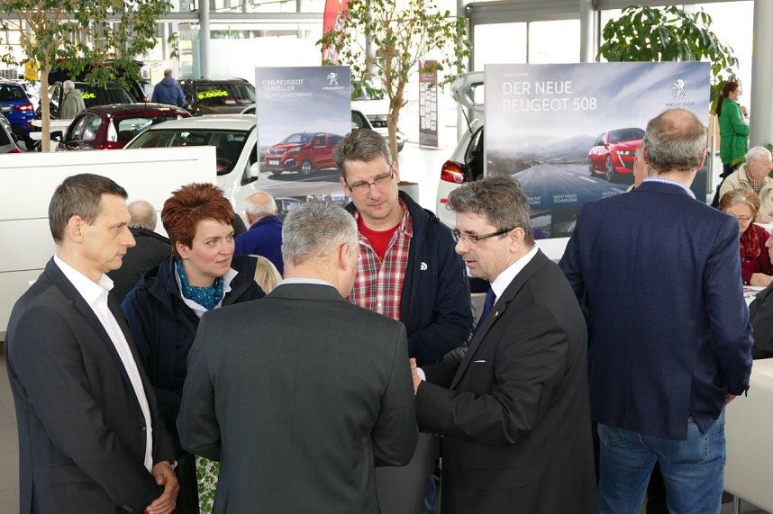 Autohaus Er&ouml;ffnung