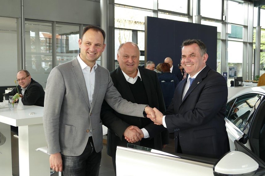 Autohaus Er&ouml;ffnung