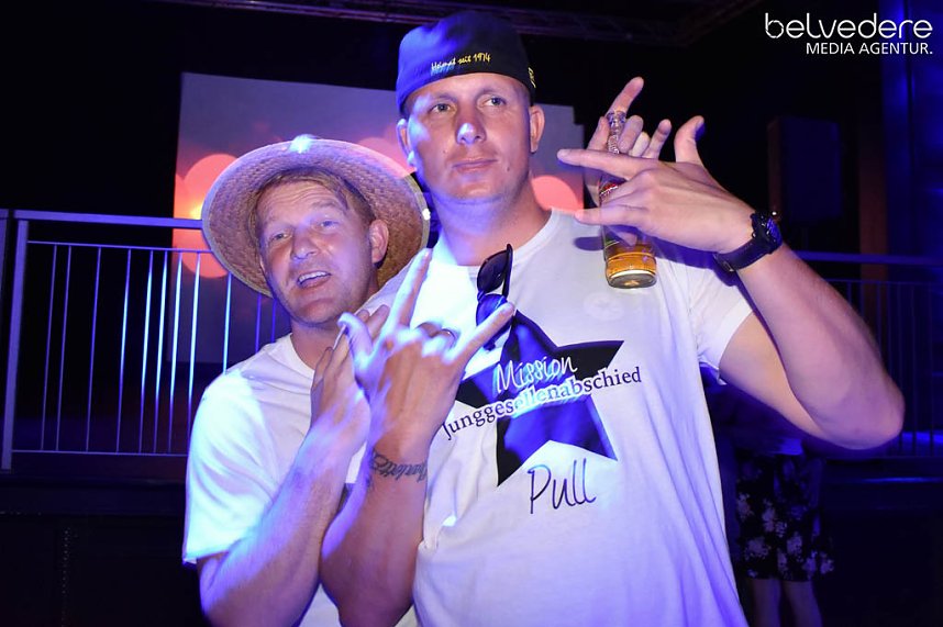 Party im Jugendclubhaus in Nordhausen - der Samstag