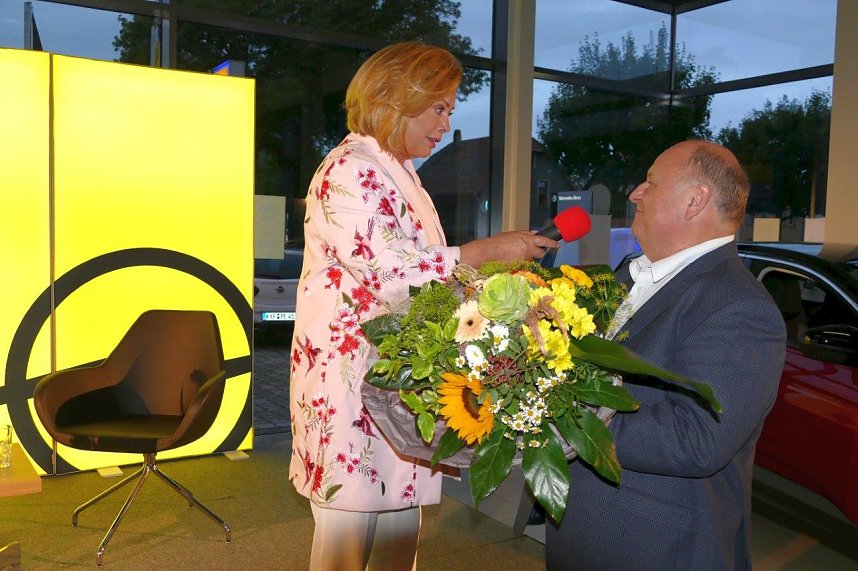 Marijke Amado begeisterte im Autohaus Peter mit lecker Abend