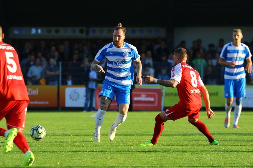 1:0 Wacker besiegt RWE