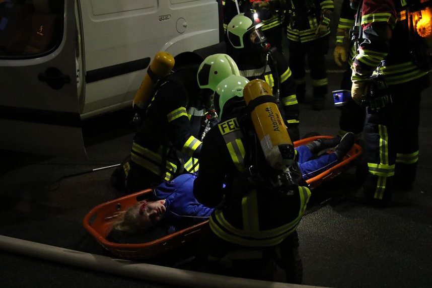 Gro&szlig;&uuml;bung im H&ouml;llbergtunnel