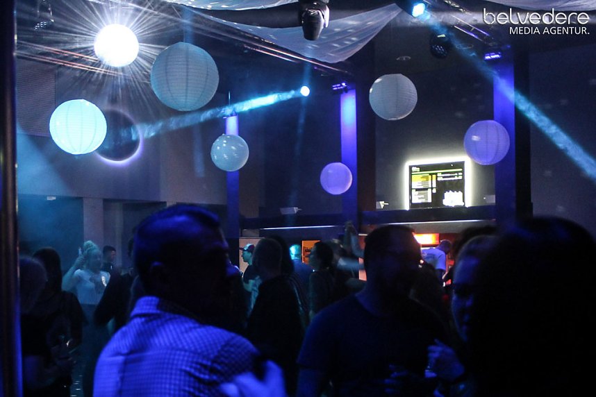 Party im Jugendclubhaus in Nordhausen - der Samstag