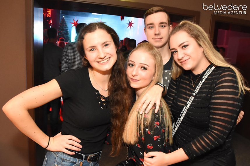 Party im Jugendclubhaus in Nordhausen - der Samstag