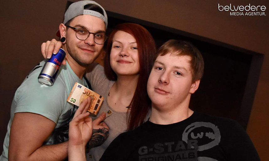 Party im Jugendclubhaus in Nordhausen - der Samstag