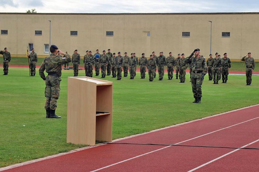 K&uuml;rzeste Kommandeurszeit der Bundeswehr