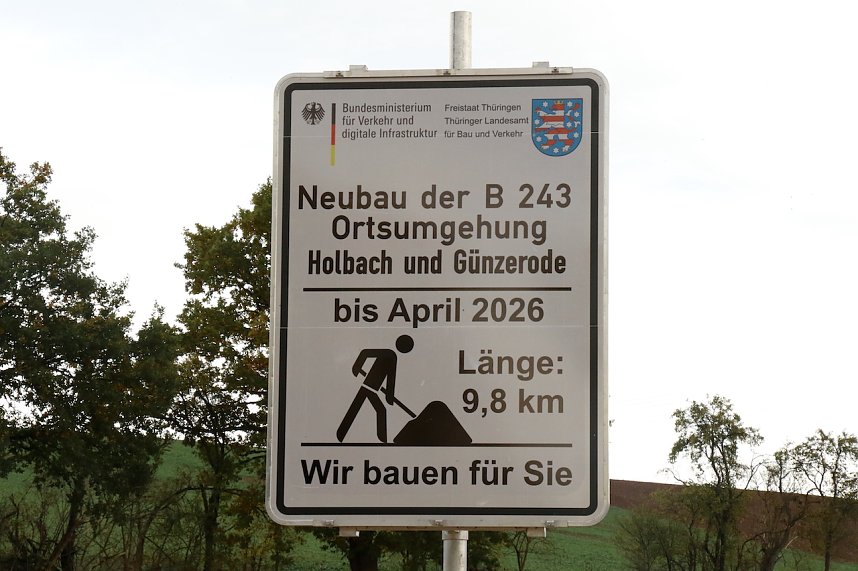 Spatenstich f&uuml;r das letzte Teilst&uuml;ck der neuen B 243