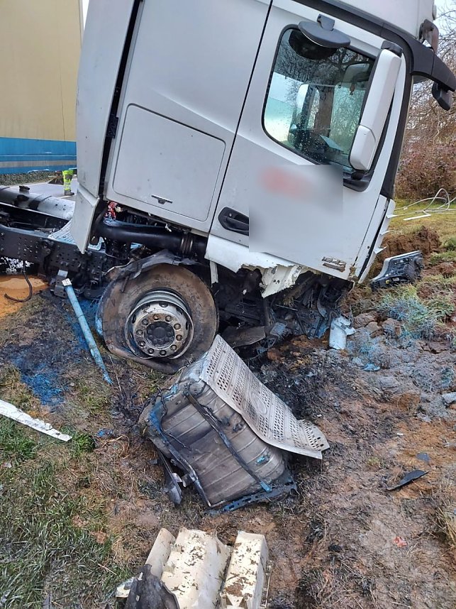 LKW-Bergung bei Oberspier