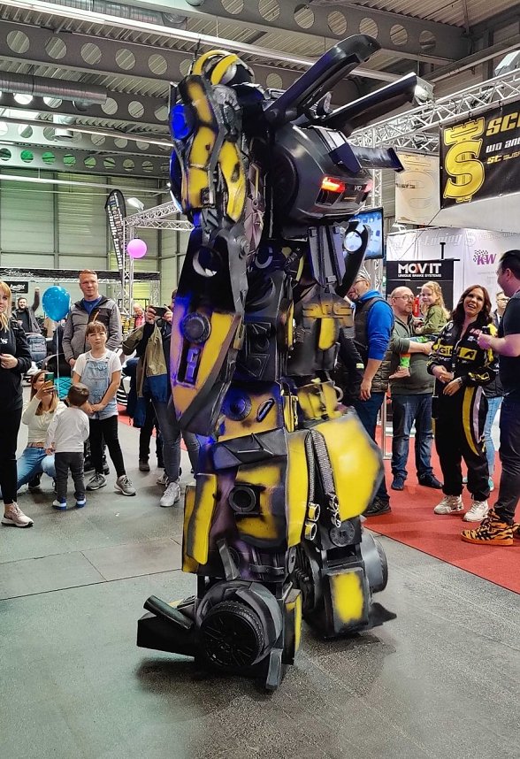 Peter Blei unterwegs auf der Erfurter Automobilmesse