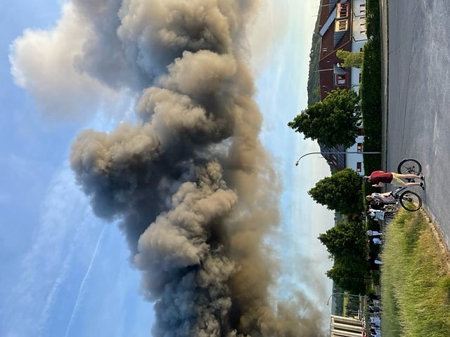 Erste Fotos vonden L&ouml;scharbeiten