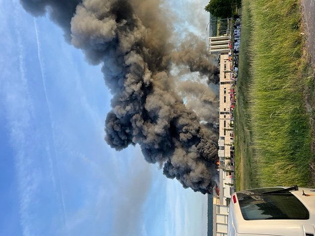 Erste Fotos vonden L&ouml;scharbeiten