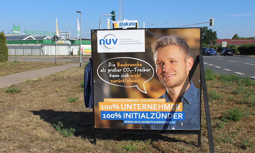 Zwanzig solcher Aufsteller wurden in Nordth&uuml;ringen abgebracht