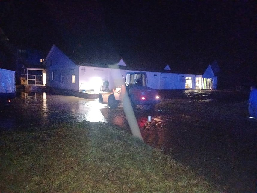 Feuerwehr im Einsatz nach Starkregen bei Breitenworbis