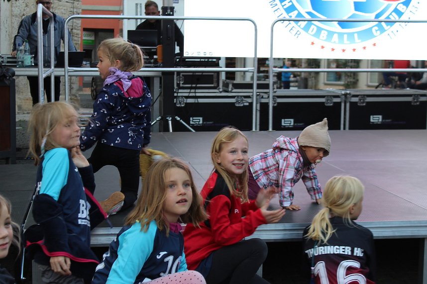 Vorstellung des neuen THC-Teams gestern auf dem Langensalzaer Neumarkt