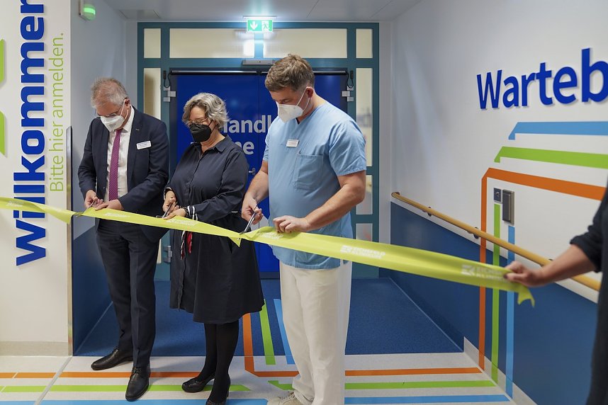 Er&ouml;ffnung der digitalisierten Notfallambulanz
