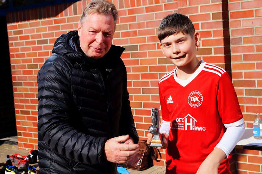 Bester Torwart Etienne T&ouml;pfer