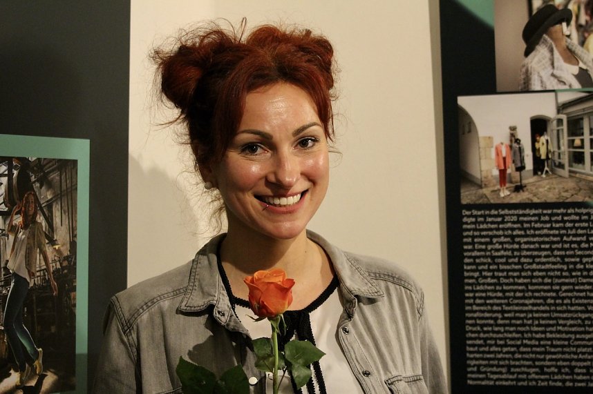 Kreative Frauen aus Th&uuml;ringen bei der Vernissage im Langensalzaer Rathaus