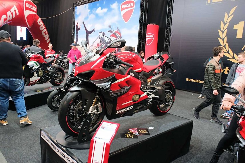 Impressionen von der Motorradmesse Erfurt