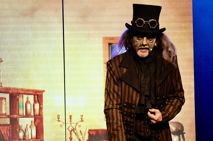 Rockthater "Faust n Roll" nach Goethe im Stocksen in Sondershausen