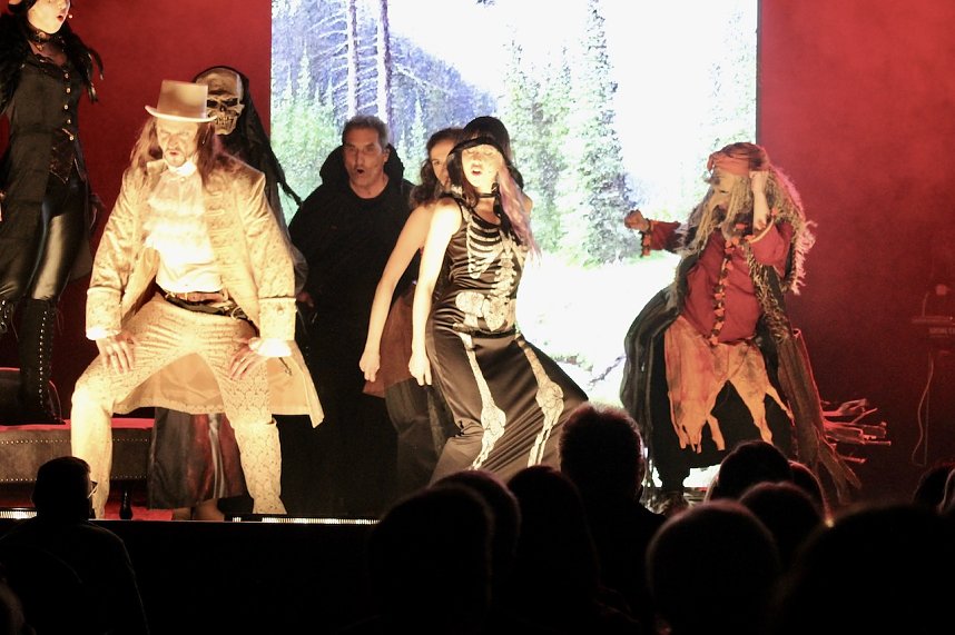 Rockthater "Faust n Roll" nach Goethe im Stocksen in Sondershausen