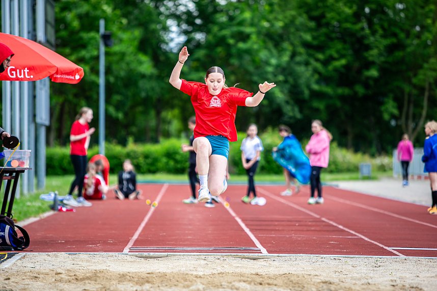 Schulamtsfinale in der Leichtathletik begeisterte