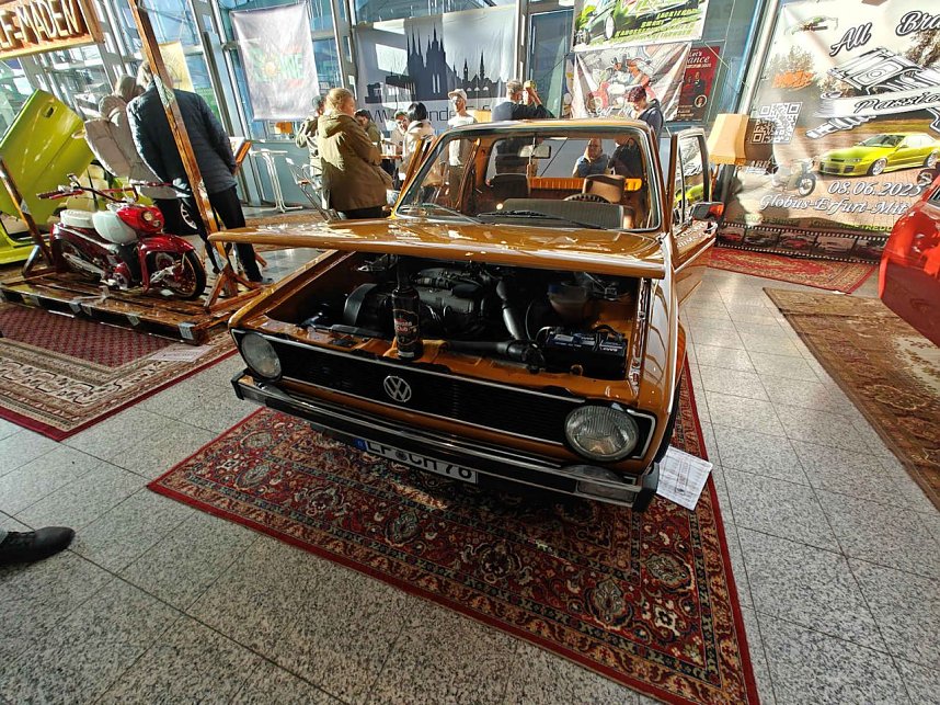 Peter Blei unterwegs auf der Automesse Erfurt