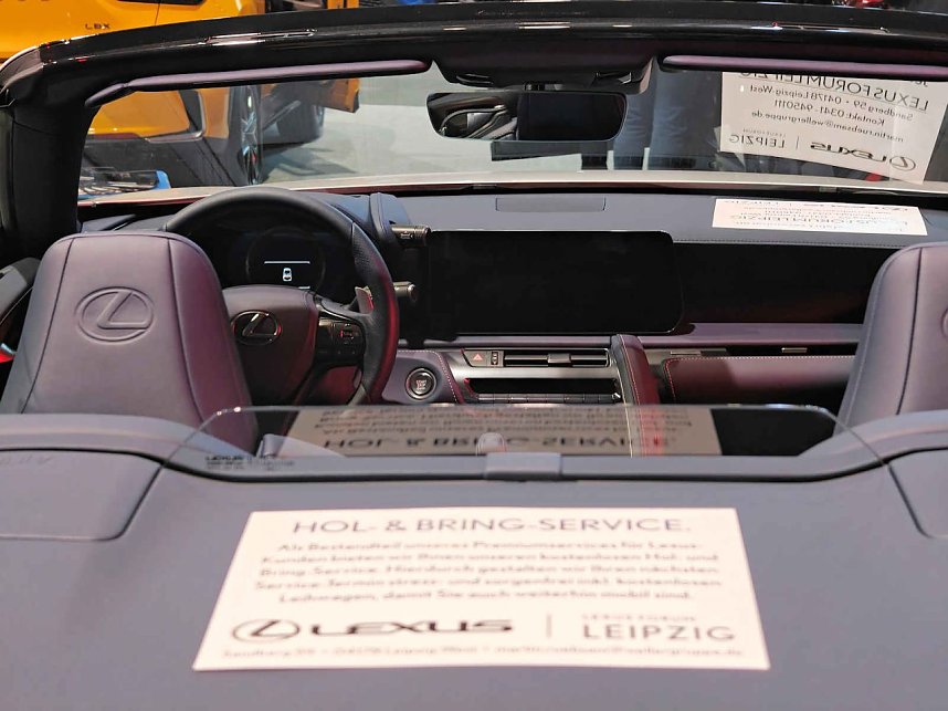 Peter Blei unterwegs auf der Automesse Erfurt