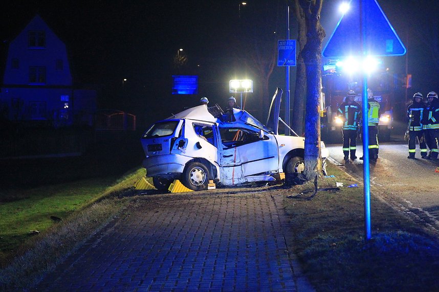 Schwerer Verkehrsunfall am Abend