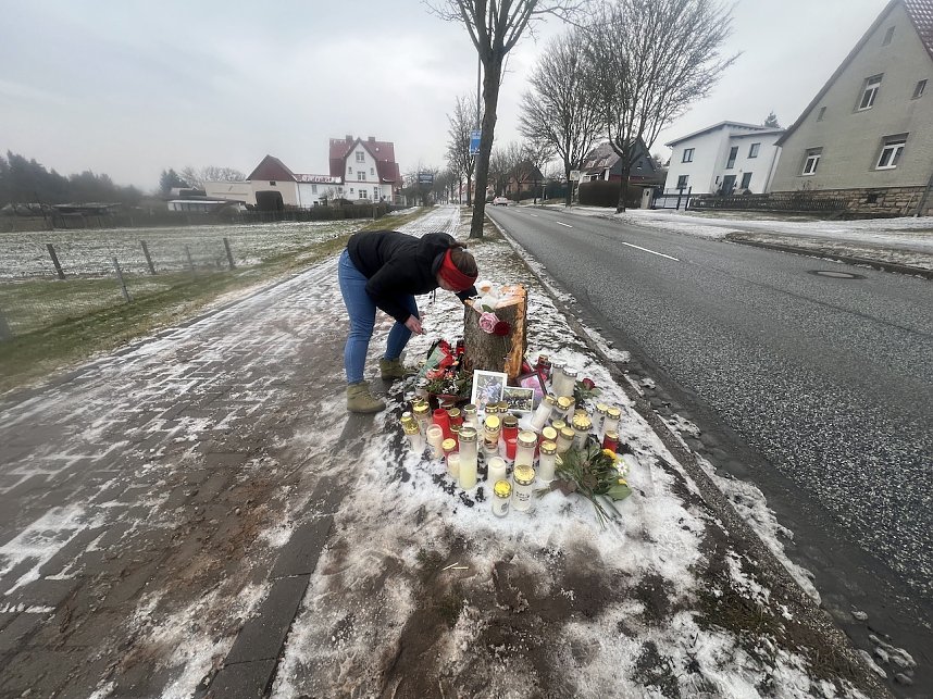 Gro&szlig;e Anteilnahme an der Unfallstelle