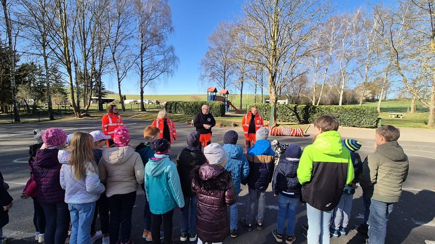 Vielf&auml;ltige Aktionen der Rettungshundestaffel Eichsfeld
