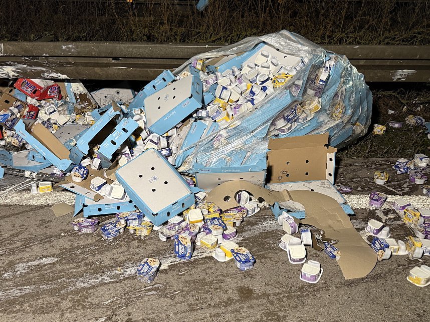 LKW-Unfall auf der Autobahn 38